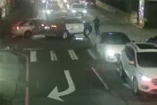 影/汐止通緝犯開車逃逸！「龜速撞車」弔詭畫面曝　落網突口吐白沫送醫亡