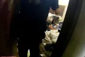 影/苗栗警攻堅他拿「爆裂物」企圖點燃　軍火庫發現金牛座手槍