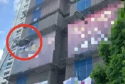 快訊/台中7期豪宅「36層建案11樓冒火煙」燒穿看板　午休工人嚇奔逃