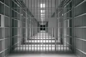 英國女獄警靠「床技」征服重刑犯！連續殺人犯也被她「運動」打敗