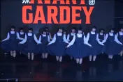 放話挑戰32蹲！日超狂舞團avantgardey登台「1秘訣」維持體力　合體王彩樺女兒熱跳〈保庇〉