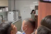 影/續審《選罷法》修正案　黃捷、鍾佳濱被抓到「孤男寡女」躲在茶水間