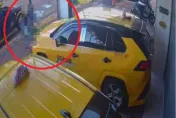 快訊/監視器畫面曝！議員父親「遭近距離射殺亡」　欲用肉身擋彈無助倒地