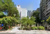 快訊/北市男子陳屍塔城公園涼亭　疑高溫熱死檢警相驗釐清死因