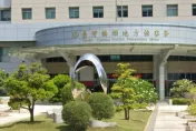 快訊/高雄肉商「混過期肉賣」現場查獲11.4公噸！衛生局：最高罰2億