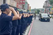 快訊/鼻酸！殉職警黃瑋震遺體車隊繞行分局　所長喊完「任務結束」下起大雨