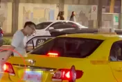 影/暴走男不滿被小黃乘客「嘲笑」　當街攔車亮開山刀嗆聲