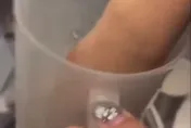 可不可女店員「炮製唾液手搖飲」！道歉聲明曝　傳被加盟主求償450萬