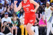 WNBA超級新秀克拉克單場19助攻　打破聯盟歷史紀錄