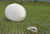 「屎的迫降」又來了！北韓再空飄「穢物氣球」　疑為報復南韓重啟心戰廣播