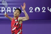 快訊/「羽球一哥」周天成巴黎奧運開門紅！直落二擊敗墨西哥好手