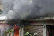 快訊/中元節前傳重大火警！彰化民宅拜拜燒金紙引大火　一家4口躲屋頂獲救
