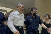 影/阿北沒在怕？柯文哲露「謎之笑容」走進北檢續戰