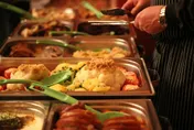 訂高檔Buffet姓名被寫「他X的」！　竟是Google自動翻譯功能害的