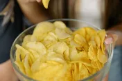 垃圾食物連吃5天恐損大腦、肝臟　專家：恢復正常飲食也難逆轉