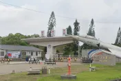清泉崗基地驚傳女士官長遭戰機吸入　空軍證實送醫不治
