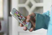 陸深圳妹同時交往20男友　收全新iPhone「轉賣湊錢爽買房」