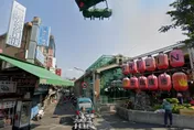 備料突爆高溫熱氣！士林夜市鐵板燒店女員工臉手慘燙傷
