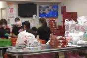 小潘蛋糕坊中秋首賣！台中人夜宿板橋搶頭香掃100盒