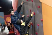 Darren攜愛子看展　為周杰倫祝賀得到驚喜「邀約」