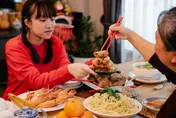 年假比上班累？他怒批過年「1習俗」　全網掀廢除共鳴