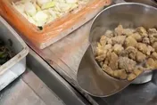 情侶為365元鹹酥雞分手　台南店家推「拜金套餐」優惠350