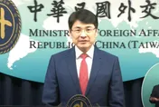 小編回文惹議網轟「官方在狗吠」　外交部回應了