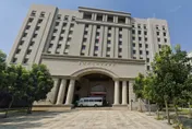女乘客飛機廁所內偷吸電子煙！檢方遭依干擾飛航罪起訴
