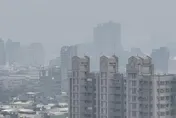 出門戴口罩！中部、雲嘉南、高屏空品「亮橘燈」