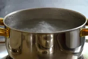 煮水冒白煙也會傷肺！醫：比PM2.5更小「氣溶膠」直達體內