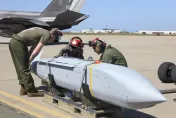 我國採購AGM-154C進度延宕　空軍兩度催促美方