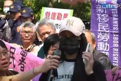 遭驅逐出境49天！陸配亞亞首露面　吐小孩問：啥時接我們回家