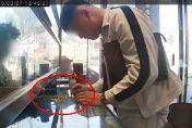 影/台中銀樓被搶　70歲闆娘追出慘遭雙煞匪「倒車撞傷」
