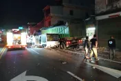 影/旗山貨車碰撞！ 砂石車失控衝破3民宅　住戶嚇醒：家被撞毀
