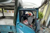 影/苗栗慘烈車禍！　「阿嬤開貨車撞民宅」車扁人命危