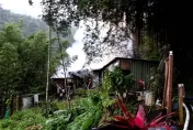 北市象山鐵皮屋火警　濃煙狂竄幸無人傷