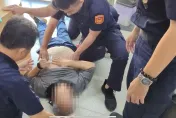 影/嘉義男派出所洽公倒地命危！機智警用AED電擊成功救回