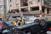 基隆暗夜蹦一聲巨響！3車追撞嚴重車禍　1人送醫不治