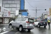 影/2小時「3車衝庇護島」卡死！　彰化人：設計有問題？