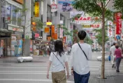 離開日本前千萬別做！　台灣旅客「撕免稅袋」遭機場人員喝止