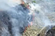 影/陽明山小油坑火燒山！空拍畫面直擊　16:32火勢撲滅