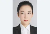美如女星！日福井史上首位「女性警察本部長」　全網轟動驚艷