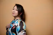 獨/緊握那一棒！超商店員警覺提醒　張秀卿險些成「小偷」