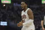 NBA/騎士火力全開創紀錄！米契爾「1鬼神數據」比肩詹皇