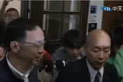 影/同框韓國瑜一起426戰獨裁！朱立倫轟民進黨：台灣民主之恥