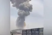 伊朗拉阿巴斯港貨櫃爆炸起火！黑煙竄天至少80人受傷