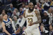 NBA/詹皇領銜4將「戰滿下半場」寫歷史　湖人主帥不後悔
