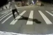 影/台中驚見「持刀男追趕拍打救護車」！　醫護奔派出所求救