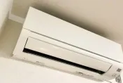 「冷氣噴霧」清潔！專家抖嚴重後果：漏冷媒　受害者狂點頭
