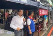 台南反罷免宣講遭嗆聲比倒讚　謝龍介展現紳士風度